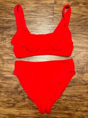 Kona Sol Bikini Set Size Large Top/Medium Bottom